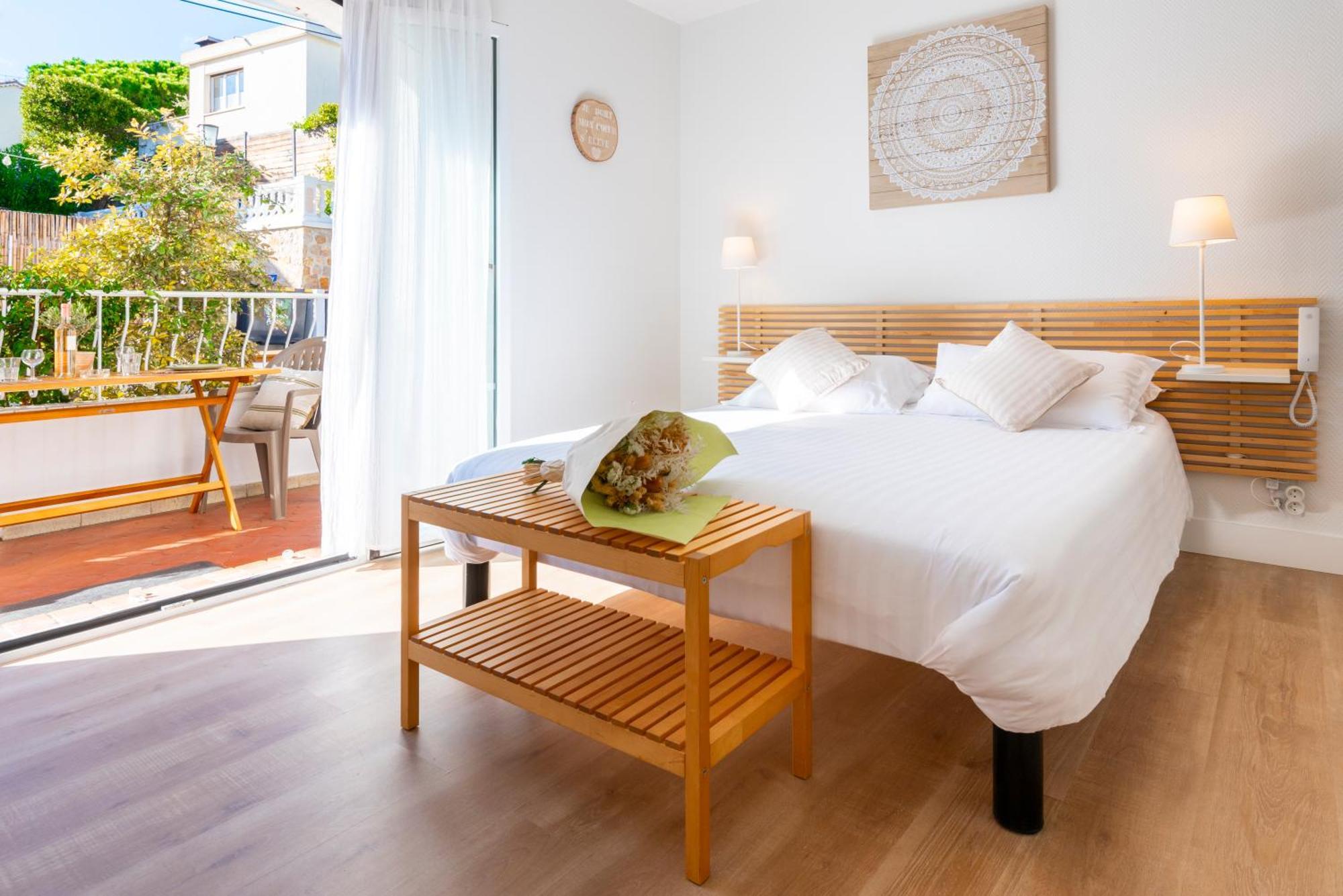 Hotel & Studios Astor 앙티브 외부 사진