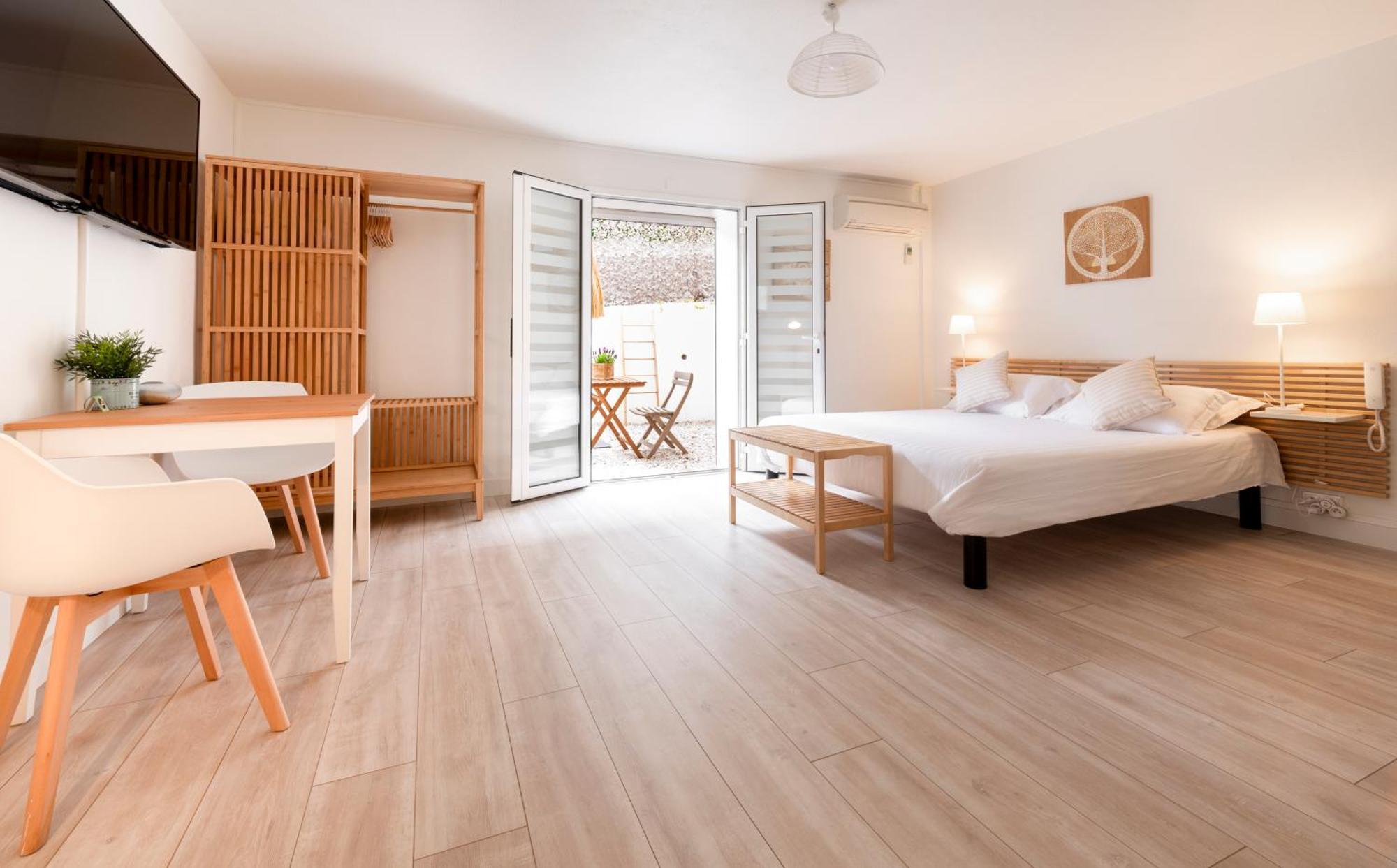 Hotel & Studios Astor 앙티브 외부 사진